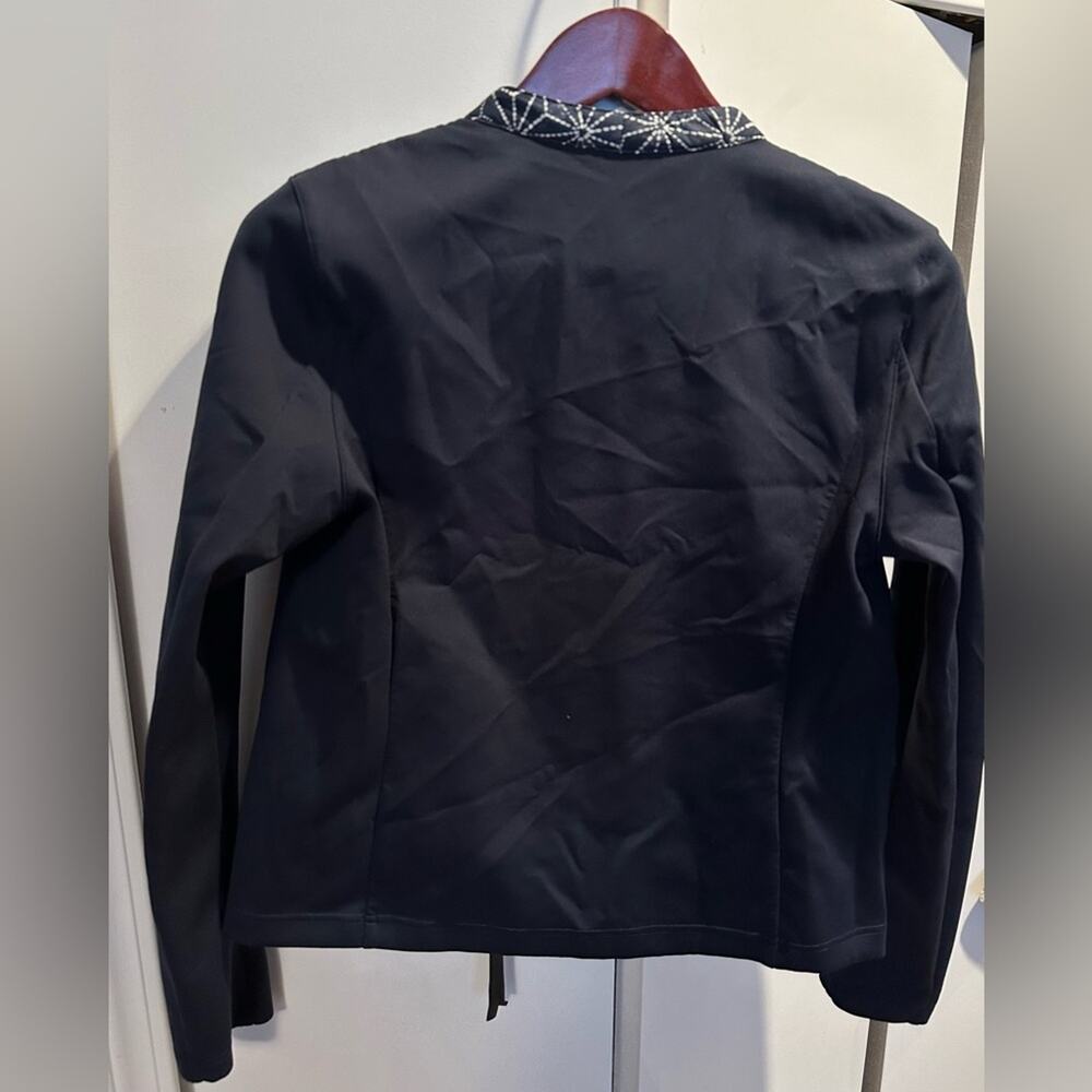 Lululemon athletica navy blue zipper jacket, white stitching, front pockets EUC - Picture 3 of 16
